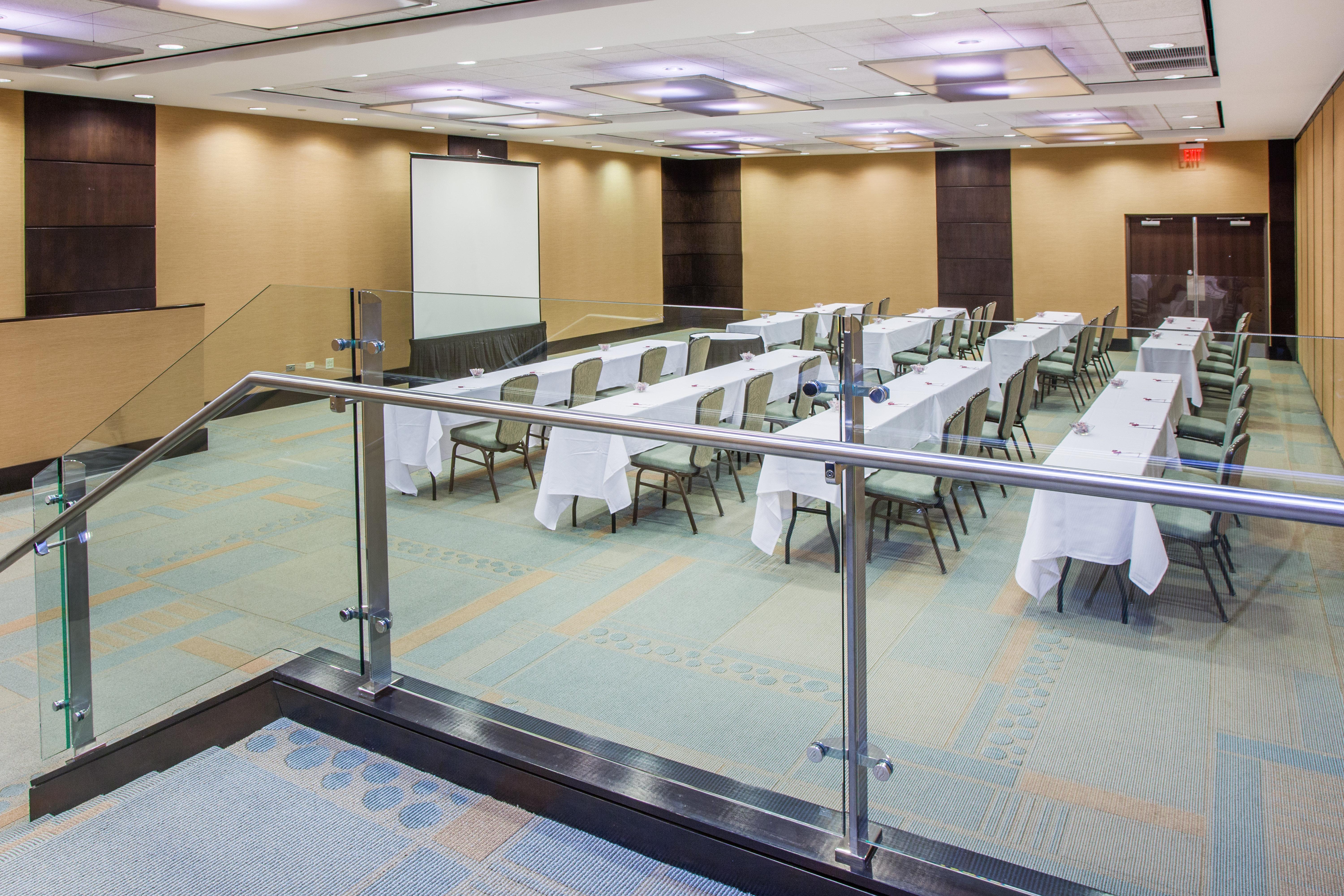 Crowne Plaza Hotel Glen Ellyn/Lombard By Ihg Bagian luar foto