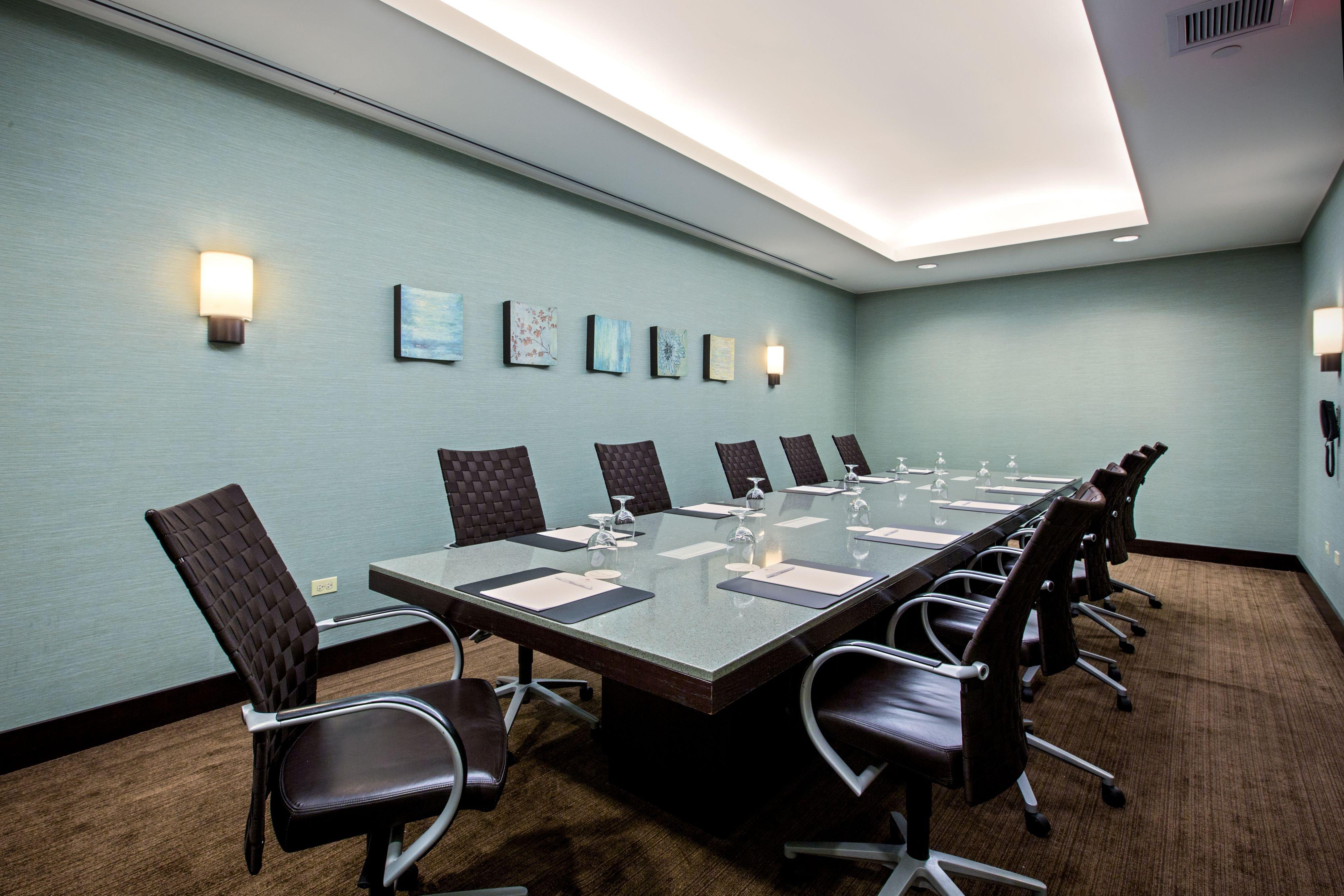 Crowne Plaza Hotel Glen Ellyn/Lombard By Ihg Bagian luar foto
