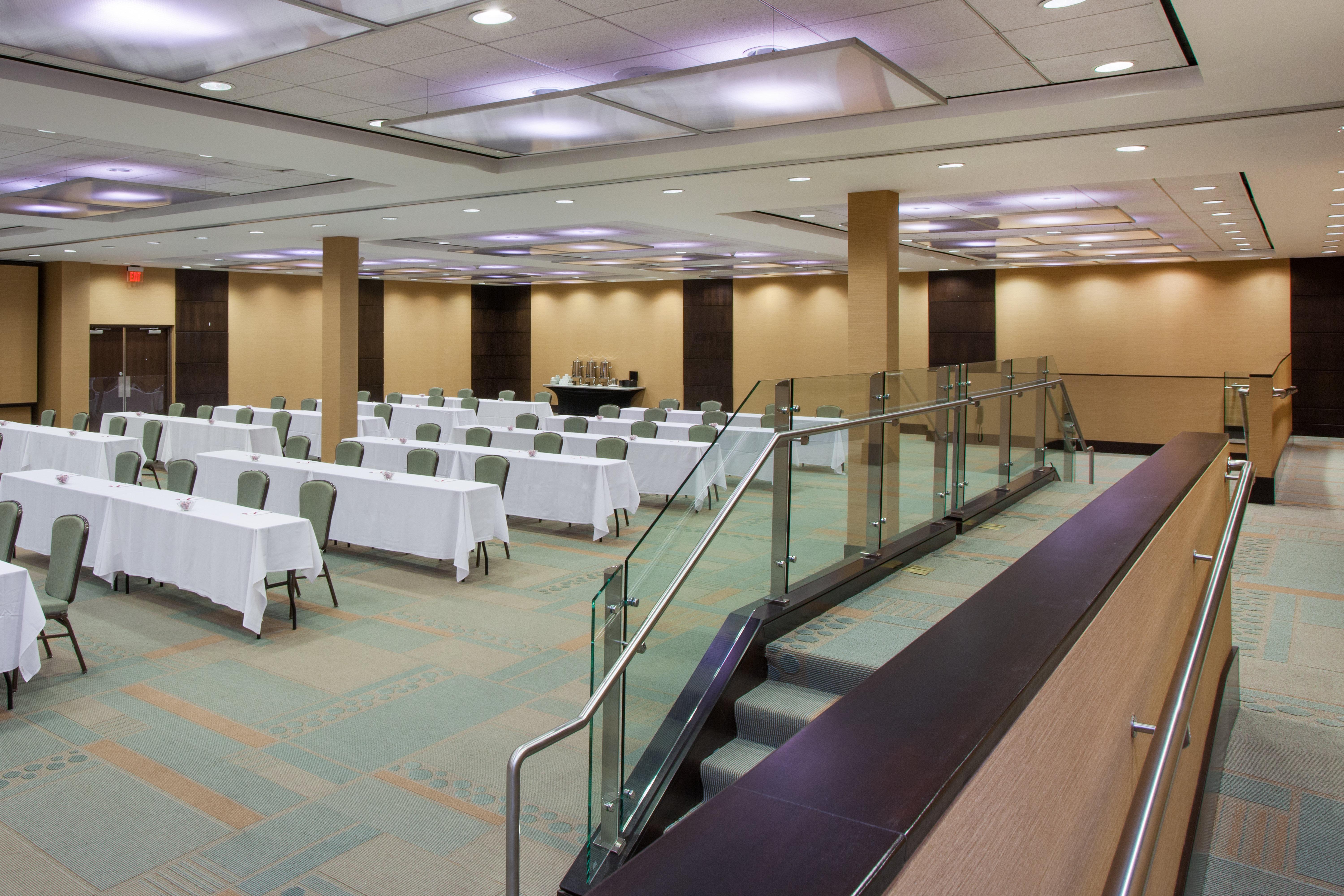 Crowne Plaza Hotel Glen Ellyn/Lombard By Ihg Bagian luar foto
