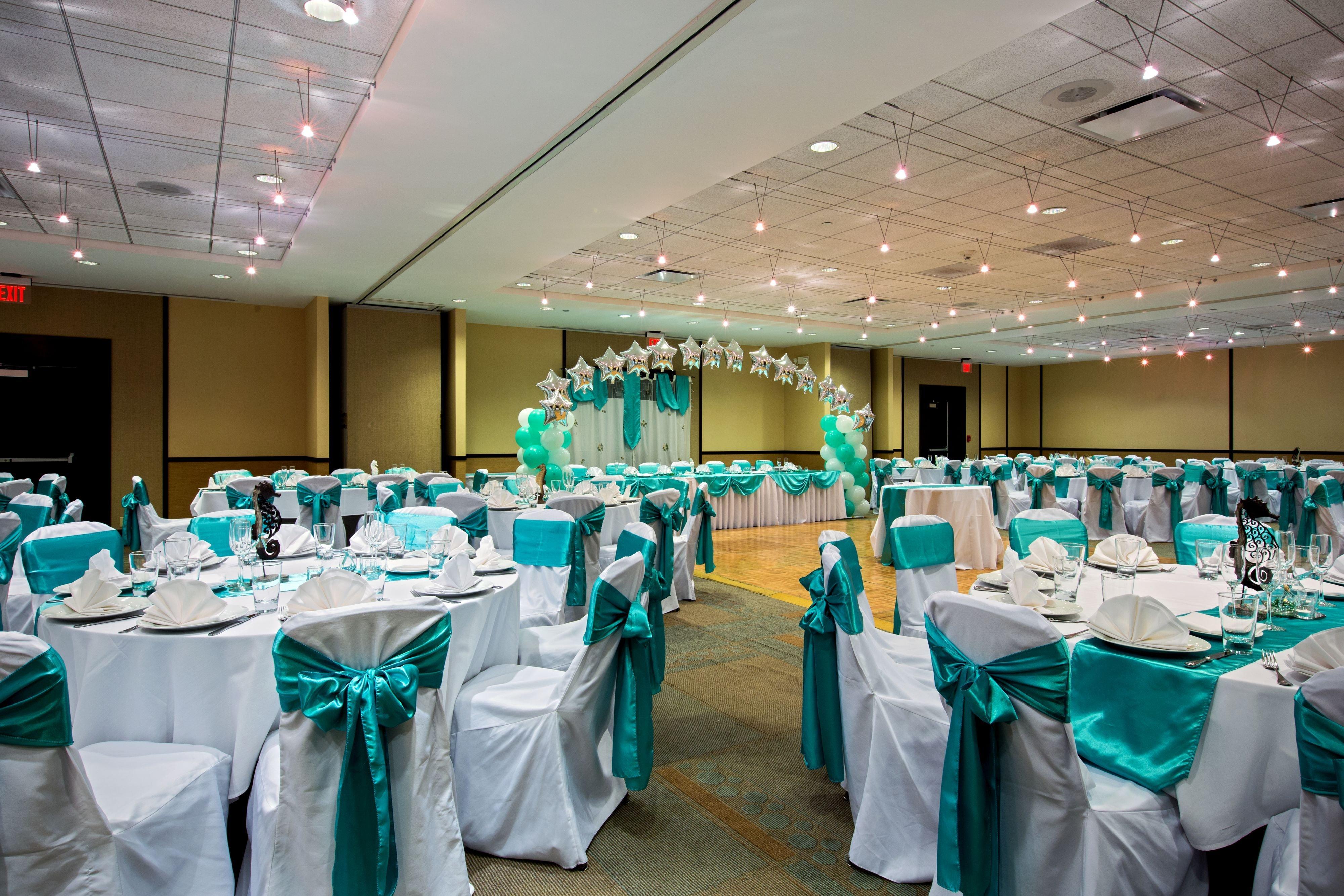 Crowne Plaza Hotel Glen Ellyn/Lombard By Ihg Bagian luar foto