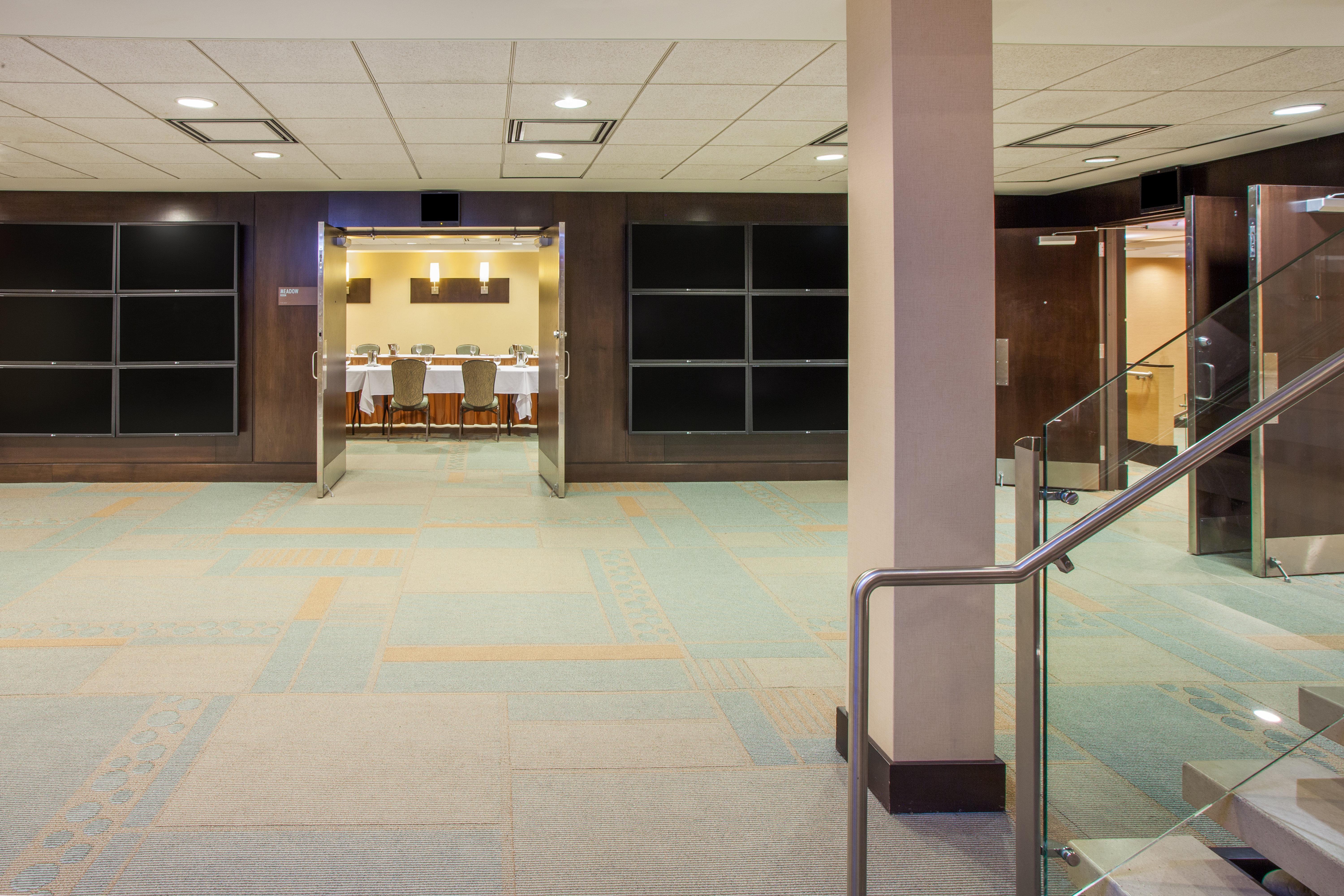Crowne Plaza Hotel Glen Ellyn/Lombard By Ihg Bagian luar foto